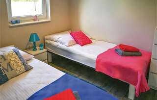 Дома для отпуска Two-Bedroom Holiday Home in Dabki Домбки Дом для отпуска с 2 спальнями-30